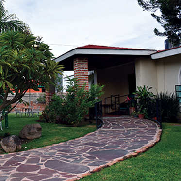 03-casa_entrada – Hogar Gerontológico San Diego